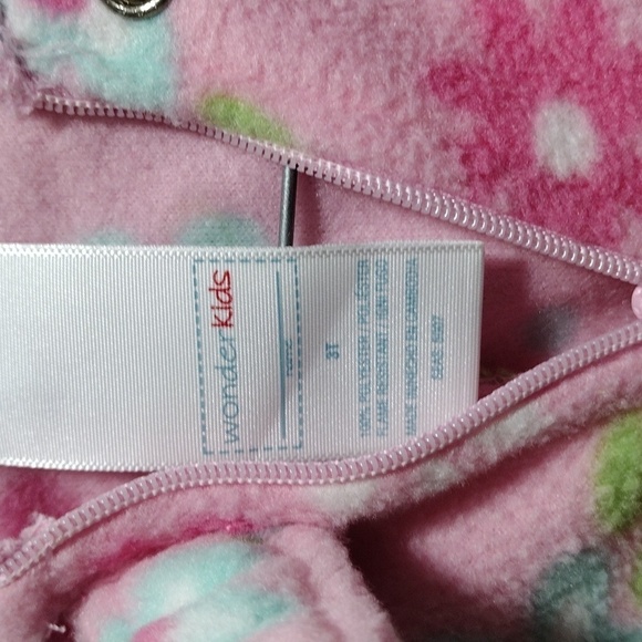 Wonderkids Girls Pink Colorful Footed Pajamas long sleeves, with Zipper, Size 3T - Picture 3 of 6